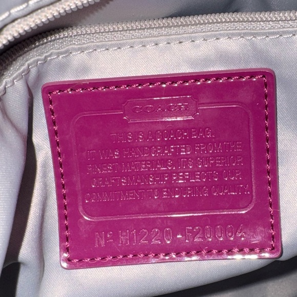 Coach Poppy Daisy Liquid Gloss patent leather tote bag in magenta 2012 - Picture 7 of 9